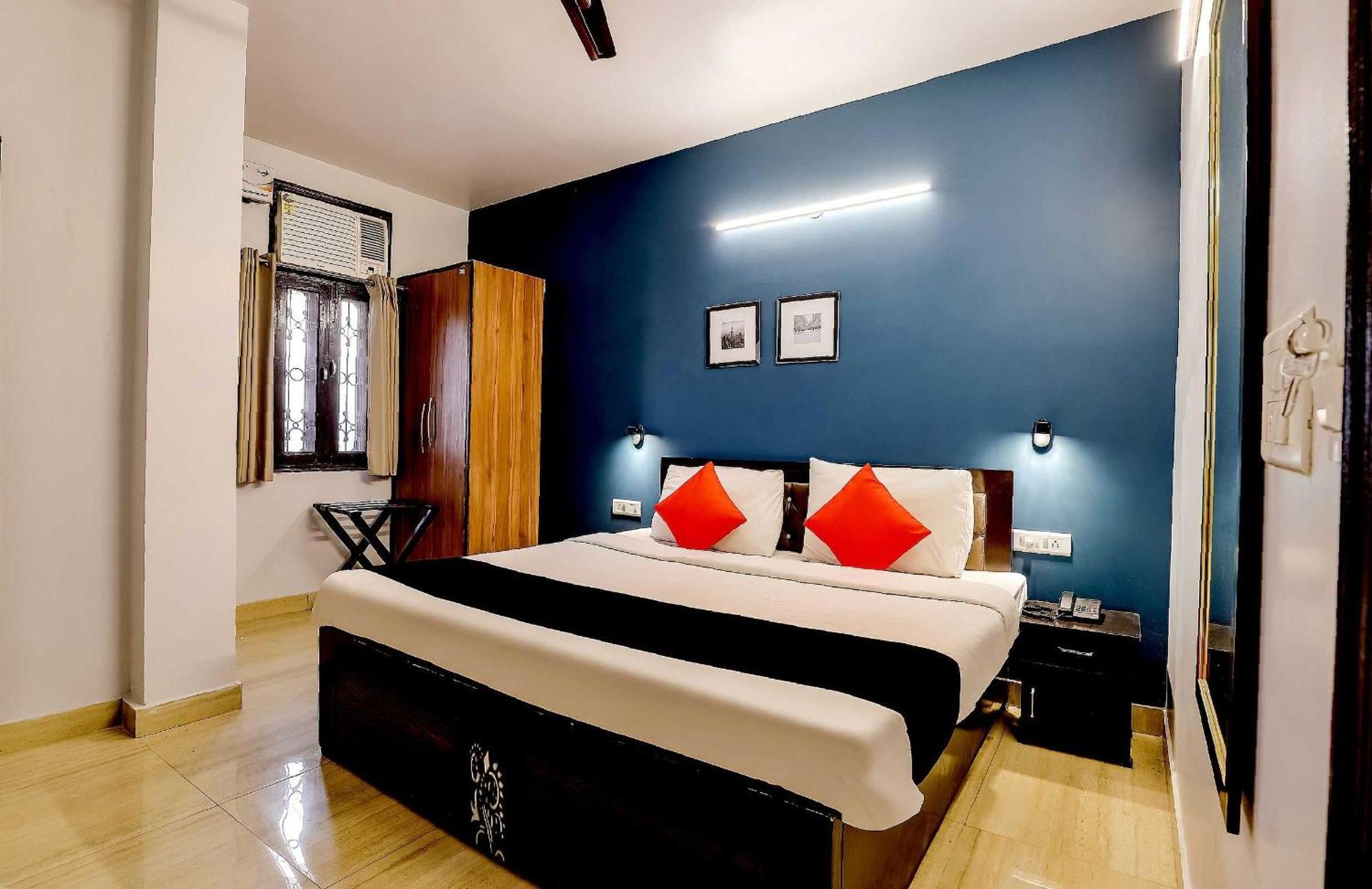 Collection O 71756 Hotel Silver Arrow Near Pacific Mall Tagore Garden Delhi  Exterior foto